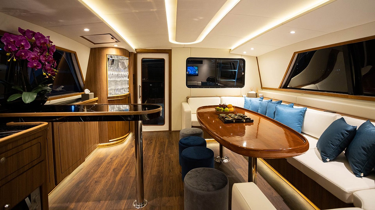 Аренда моторной лодки для рыбалки Bertram 50 Odyssey 2 на Пхукете, Таиланд